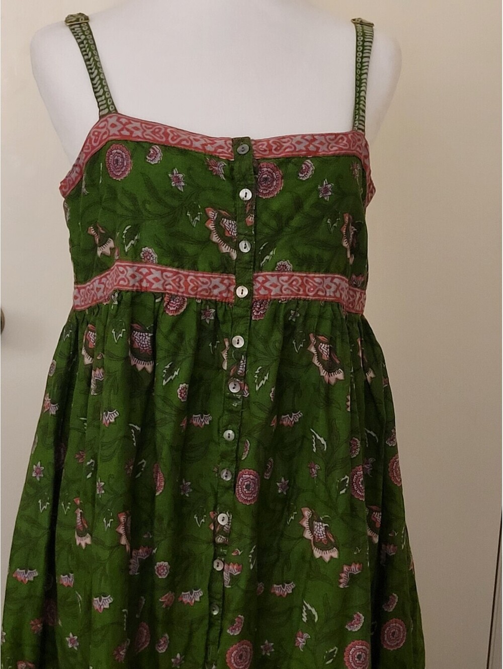 Natural Life Lottie Midi Dress Sz Med Green Floral Buttom Front NWOT Cottagecore - Picture 4 of 9